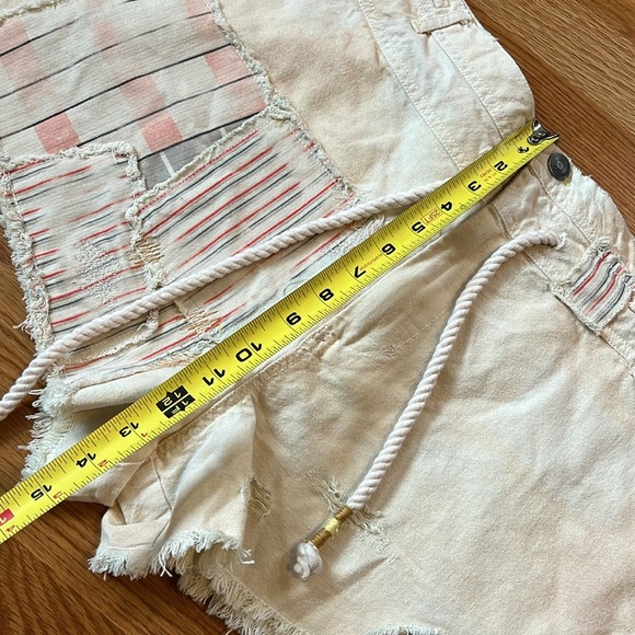 Free People Patchwork Distressed Cotton/Linen Drawstring Shorts Size 14 NWT - Picture 14 of 17